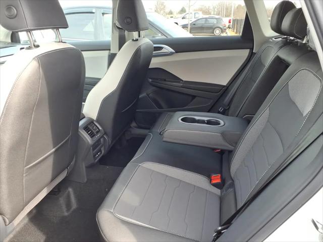2026 Volkswagen Taos SE