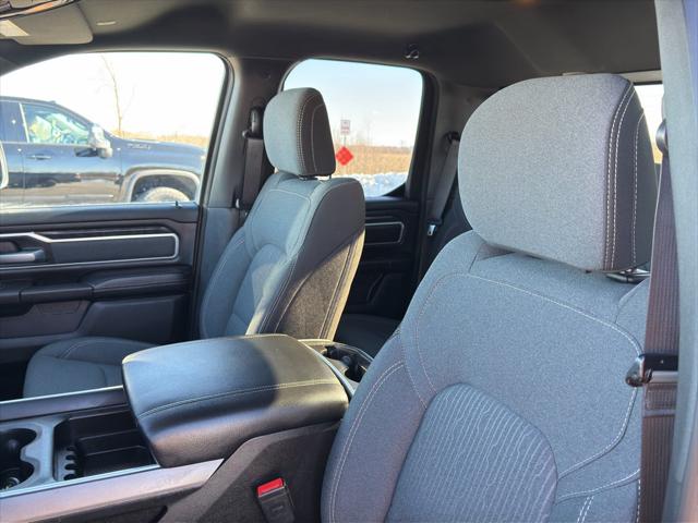 2022 Ram 1500 Big Horn Quad Cab 4x4 6'4" Box