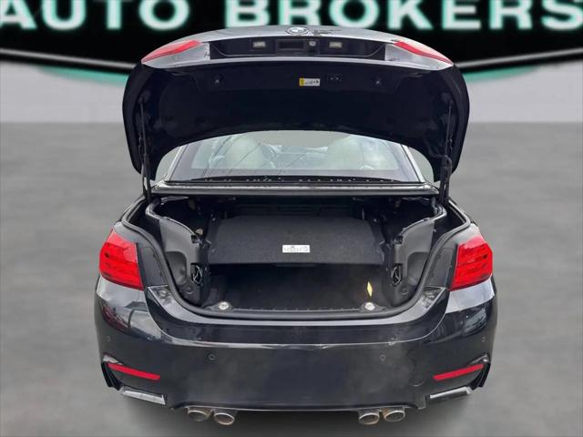2016 BMW M4 Standard