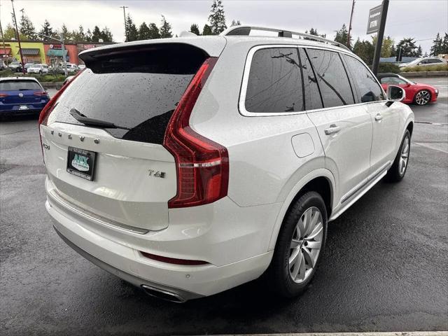 2016 Volvo XC90 T6 Momentum