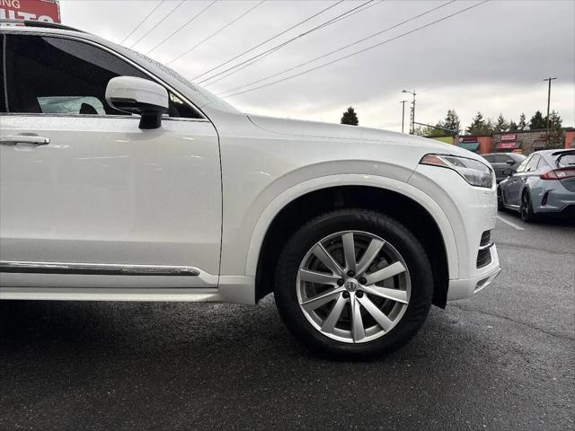 2016 Volvo XC90 T6 Momentum