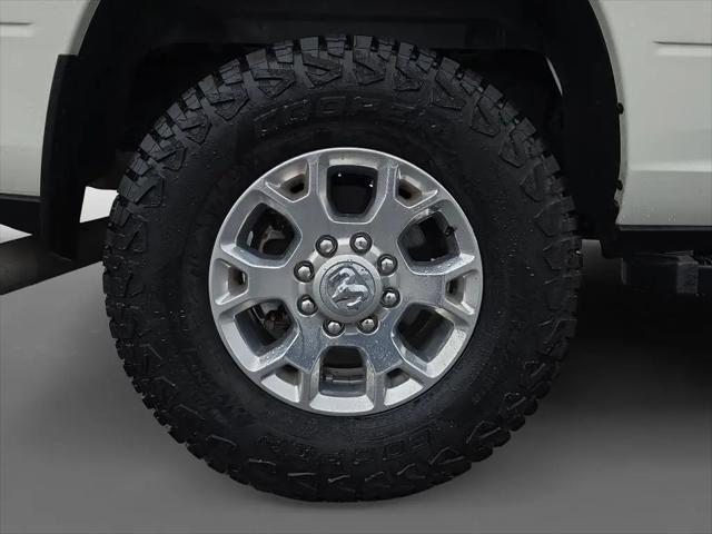 2024 Ram 3500 Laramie Crew Cab 4x4 8' Box