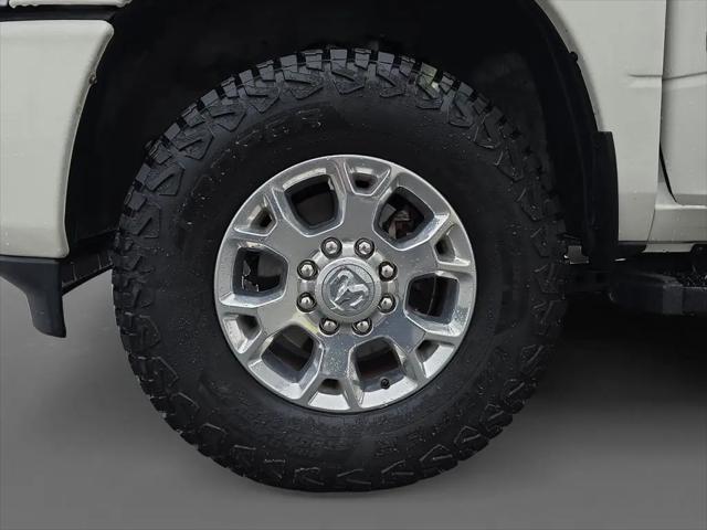 2024 Ram 3500 Laramie Crew Cab 4x4 8' Box