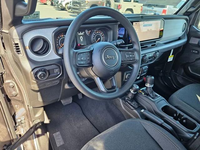 2026 Jeep Gladiator Sport