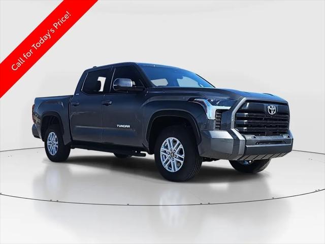 2026 Toyota Tundra SR5 CrewMax 5.5' Bed