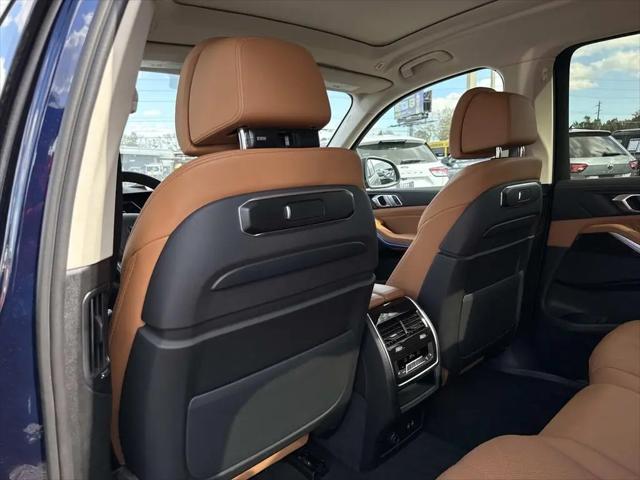 2023 BMW X7 xDrive40i