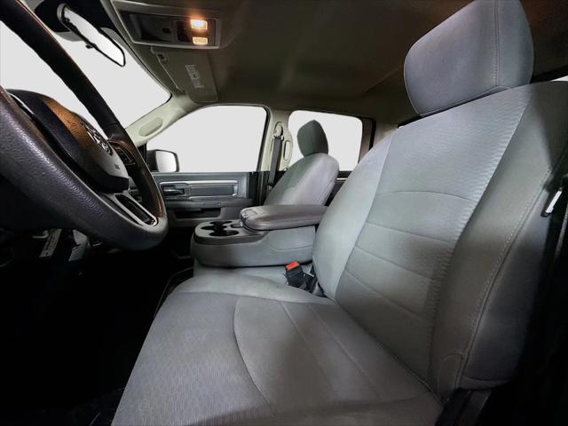 2020 Ram 1500 SLT Crew Cab 4x4 6'4" Box