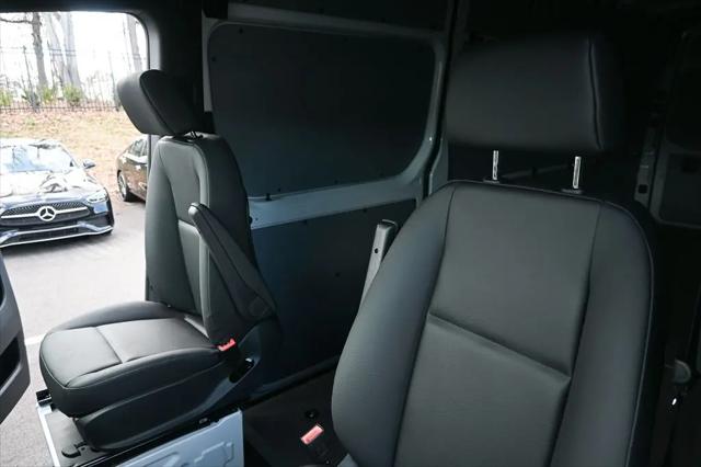2026 Mercedes-Benz Sprinter 2500 High Roof 4-Cyl Diesel HO