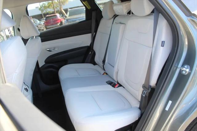 2026 Hyundai Tucson Hybrid SEL