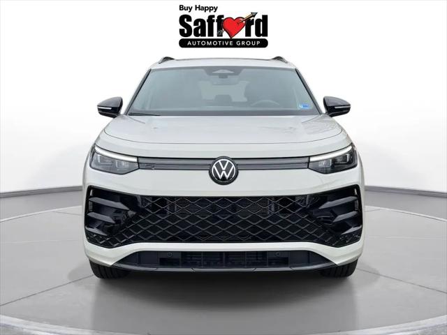 2026 Volkswagen Tiguan SE R-Line Black