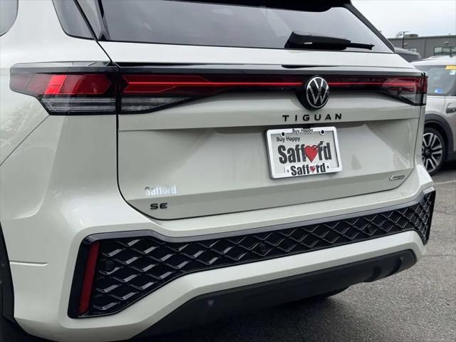 2026 Volkswagen Tiguan SE R-Line Black