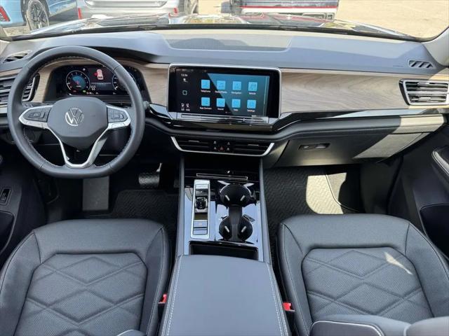 2026 Volkswagen Atlas SE with Technology