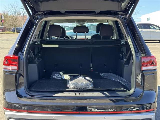 2026 Volkswagen Atlas Peak Edition
