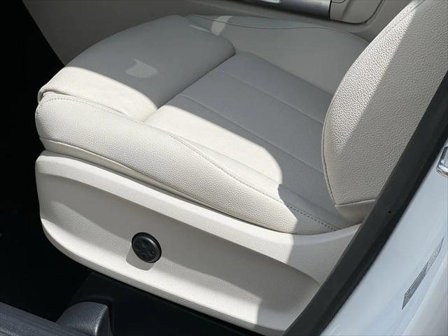 2026 Mercedes-Benz GLB 4MATIC