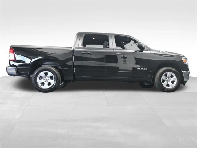 2024 Ram 1500 Big Horn Crew Cab 4x2 5'7" Box