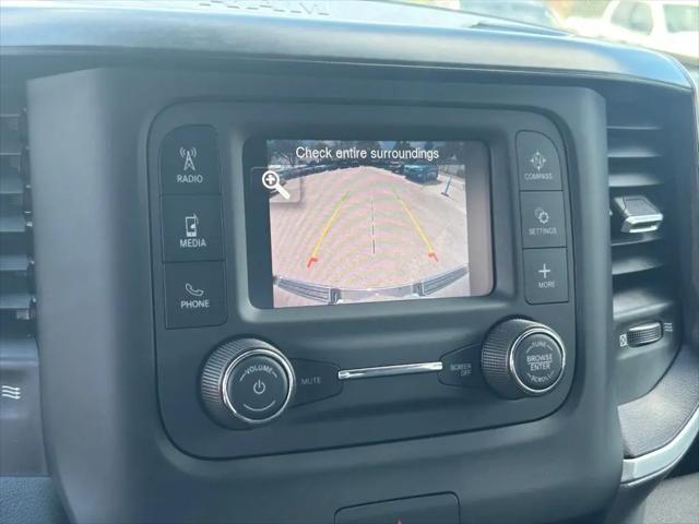 2024 Ram 1500 Big Horn Crew Cab 4x2 5'7" Box