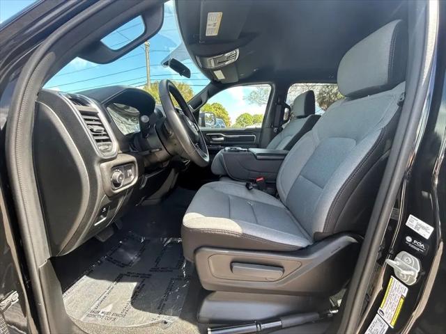 2024 Ram 1500 Big Horn Crew Cab 4x2 5'7" Box
