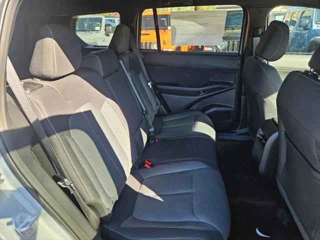 2026 Jeep Cherokee Laredo 4x4