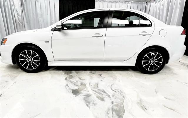 2017 Mitsubishi Lancer ES