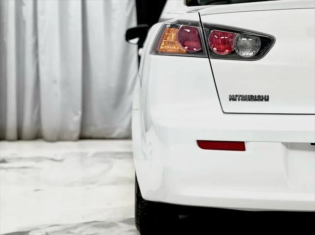 2017 Mitsubishi Lancer ES