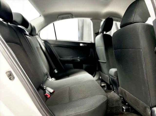 2017 Mitsubishi Lancer ES