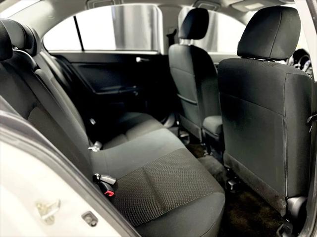 2017 Mitsubishi Lancer ES