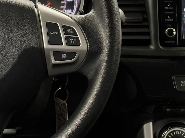 2017 Mitsubishi Lancer ES