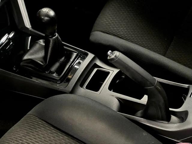 2017 Mitsubishi Lancer ES