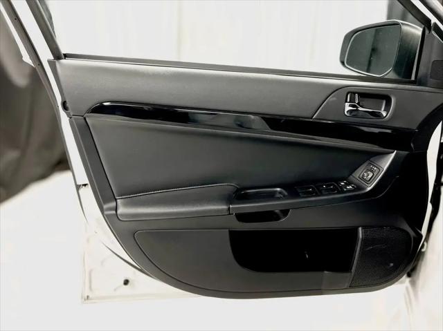 2017 Mitsubishi Lancer ES