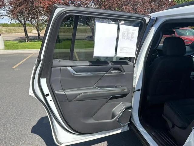 2024 GMC Acadia AWD Elevation