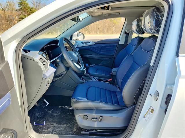 2026 Volkswagen Taos SEL