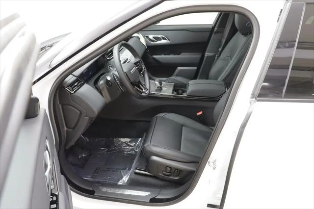 2026 Land Rover Range Rover Velar P250 Dynamic SE