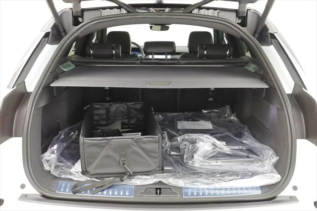 2026 Land Rover Range Rover Velar P250 Dynamic SE