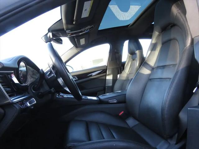 2018 Porsche Panamera 4