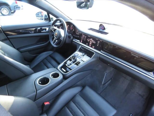 2018 Porsche Panamera 4