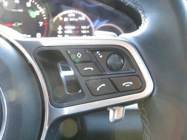 2018 Porsche Panamera 4