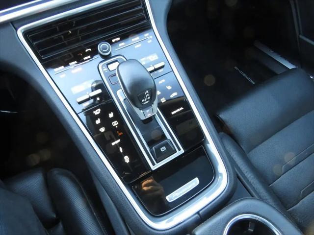 2018 Porsche Panamera 4