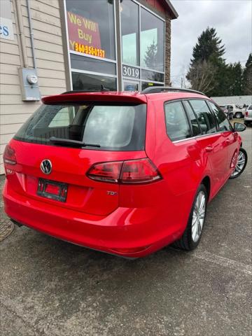 2015 Volkswagen Golf SportWagen TDI SE 4-Door