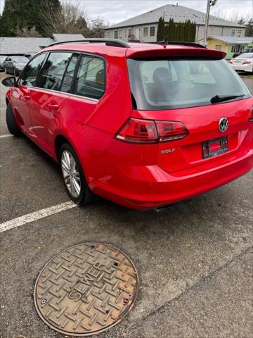 2015 Volkswagen Golf SportWagen TDI SE 4-Door