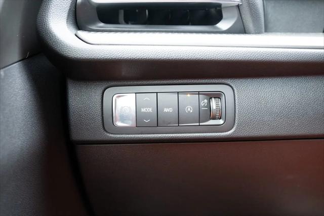 2026 Chevrolet Traverse AWD LT