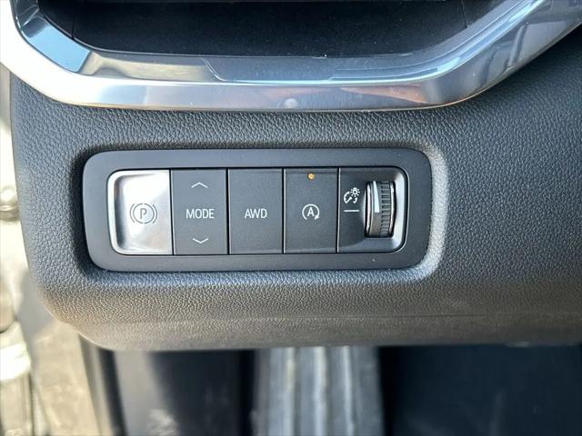 2026 GMC Acadia Elevation AWD