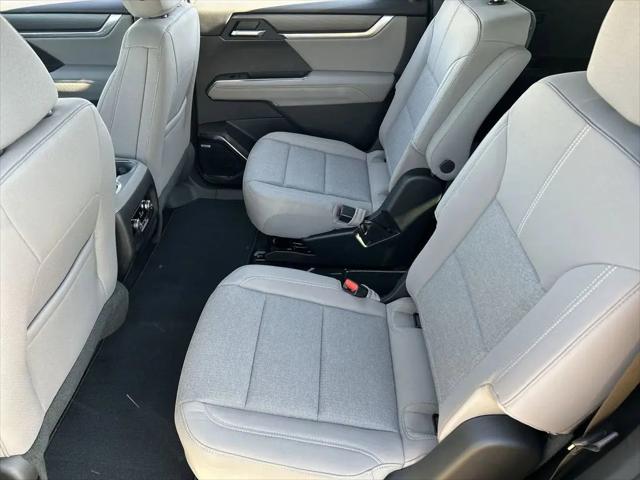2026 GMC Acadia Elevation AWD