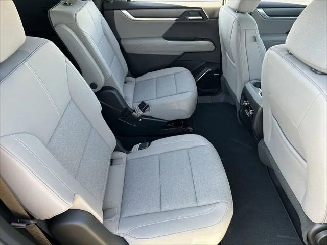 2026 GMC Acadia Elevation AWD