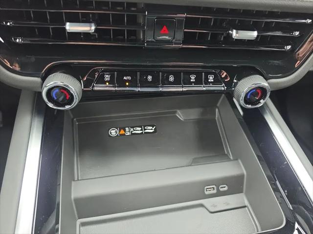 2026 Chevrolet Suburban LT, 4WD