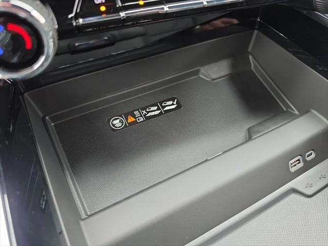 2026 Chevrolet Suburban LT, 4WD
