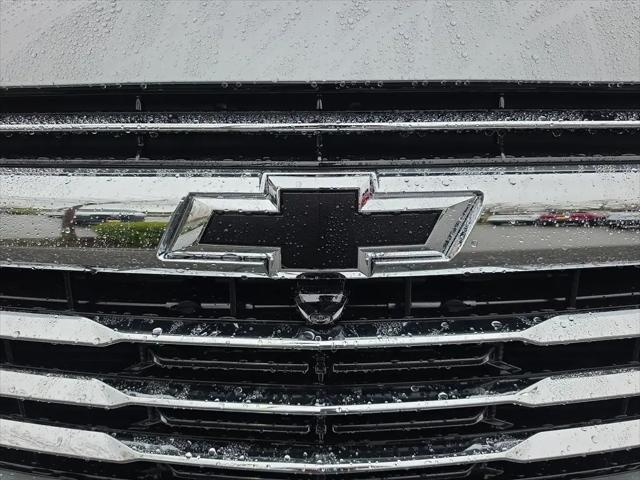 2026 Chevrolet Suburban LT, 4WD