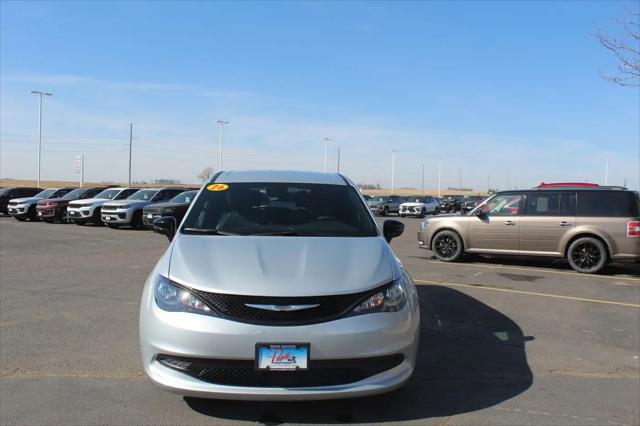 2026 Chrysler Voyager LX