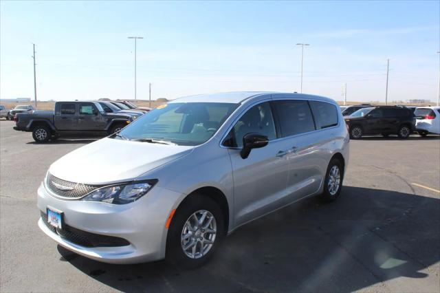2026 Chrysler Voyager LX