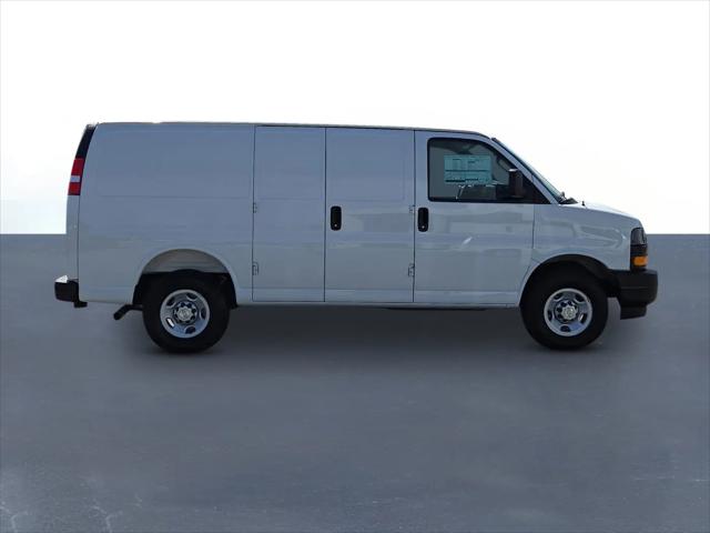 2025 Chevrolet Express Cargo Van RWD 2500 Regular Wheelbase WT