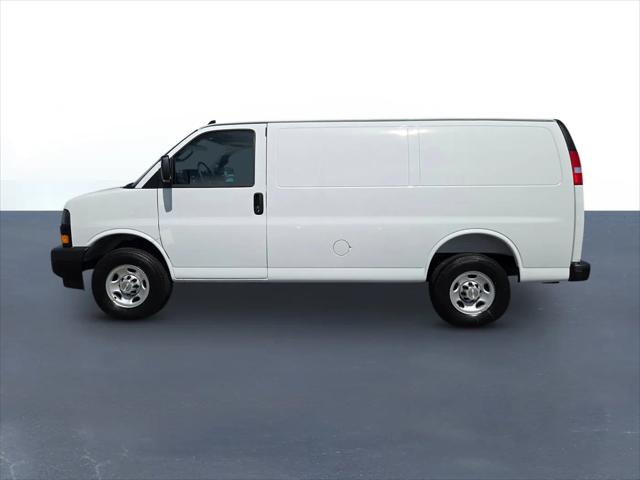 2025 Chevrolet Express Cargo Van RWD 2500 Regular Wheelbase WT